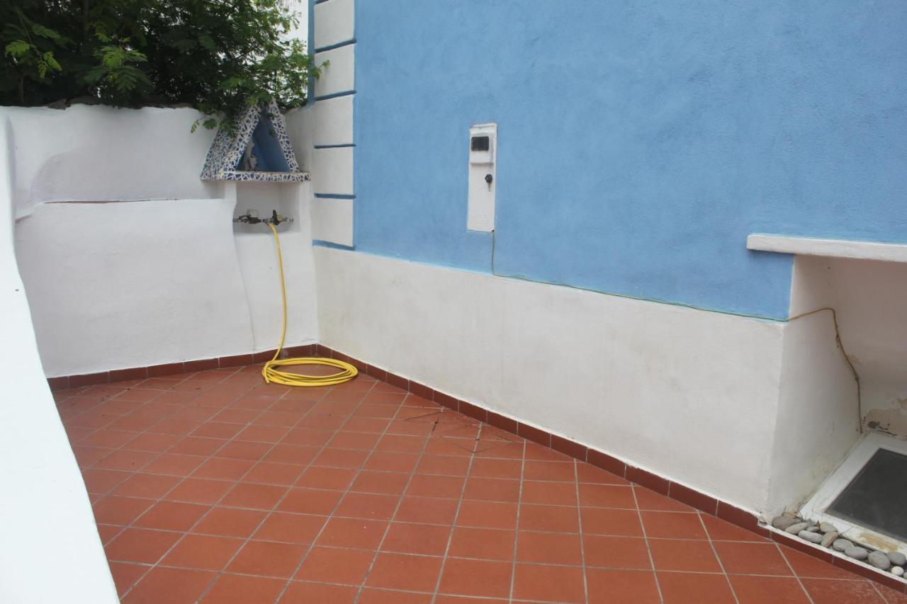 Camere Dieci Maggio- Beb Dory, Nemo, Guizzo Ponza Exterior foto